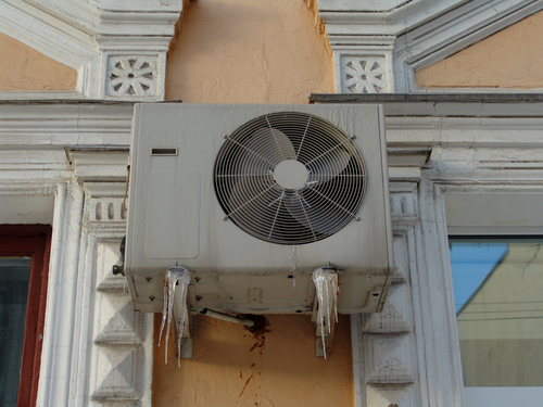Read more about the article How to Prepare HVAC Systems for Winter