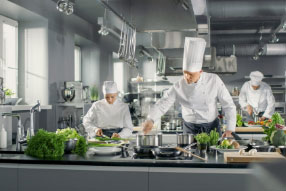 Read more about the article Why Commercial Kitchens Need Make Up Air Units