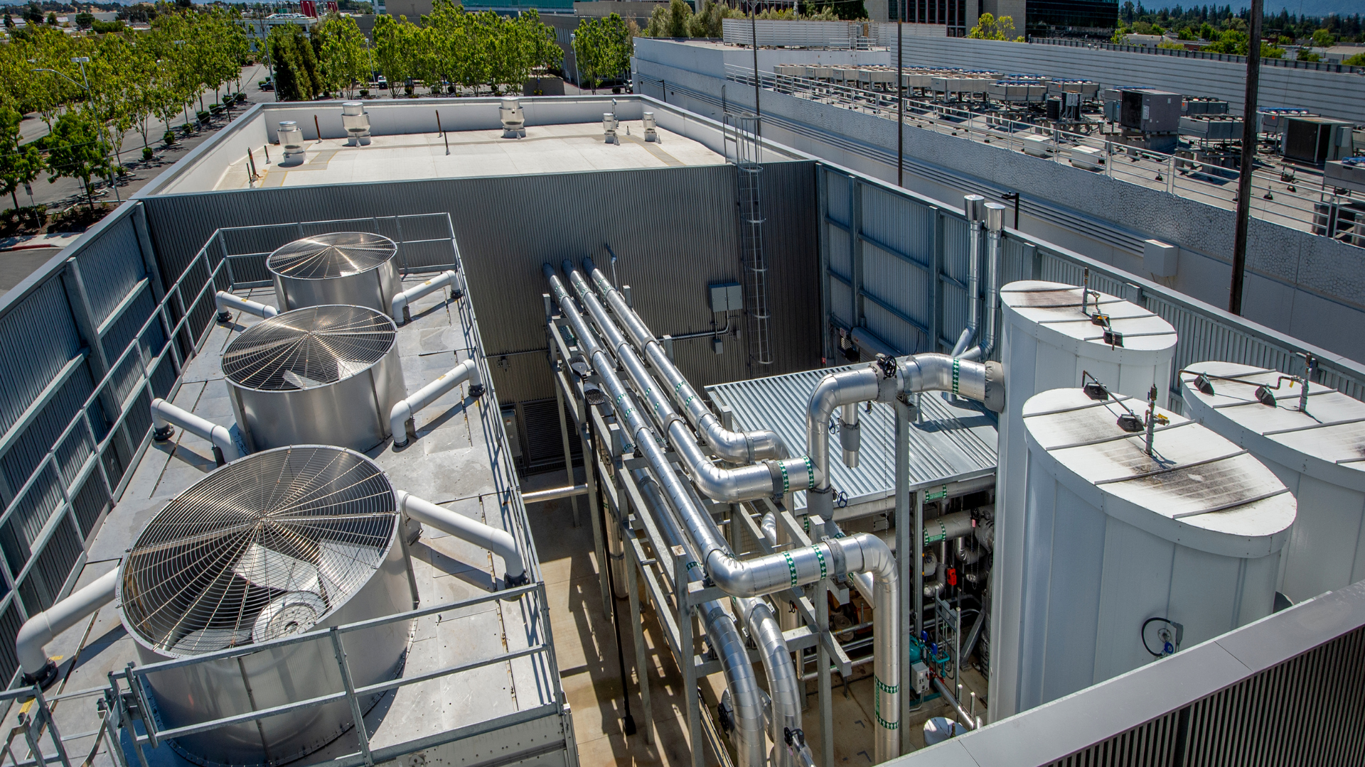 Read more about the article Commercial HVAC Do’s and Don’ts Guide